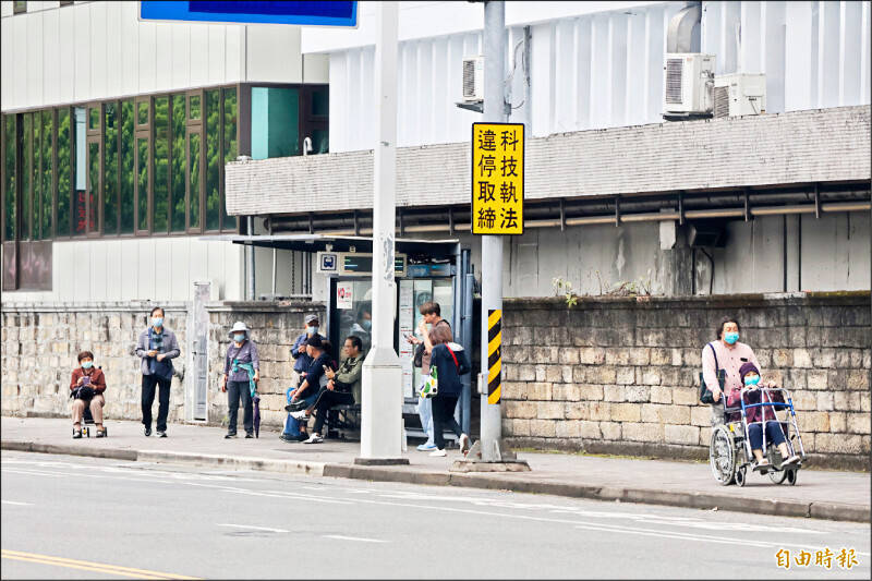 科技執法避讓救護車卻挨罰 交通部喊冤:不予舉發逾2.3萬件