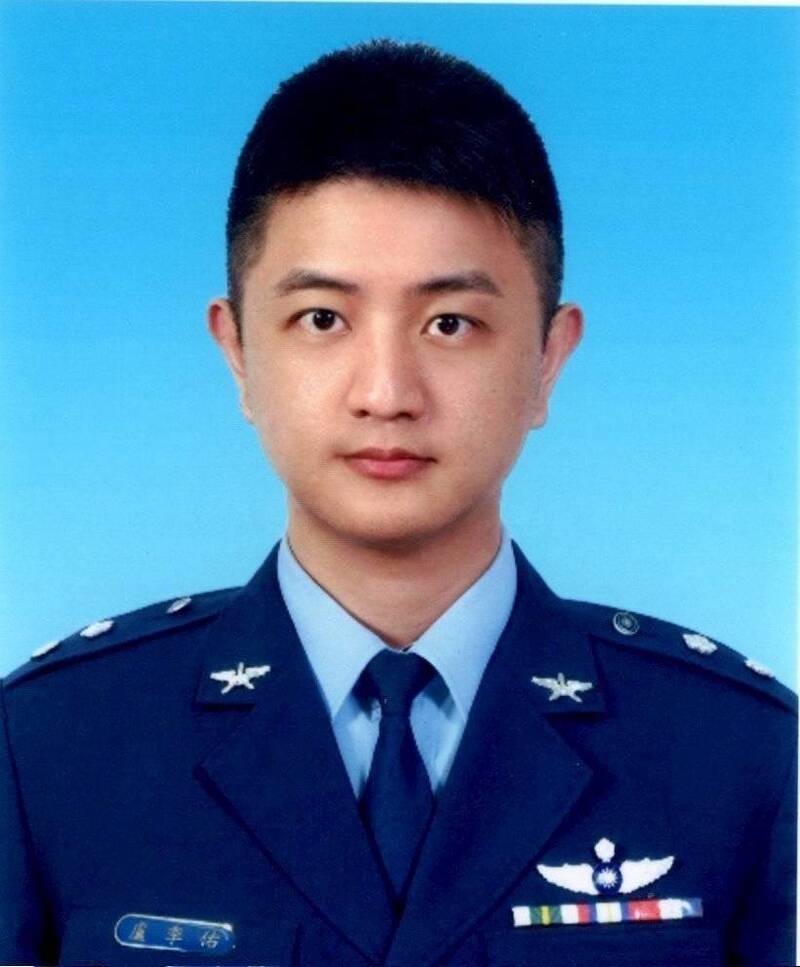 殉職盧季佑曾說「沒消息就是好消息」 學員家屬不捨:感謝用生命捍衛領空