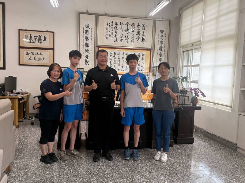 曾因科展落榜心情一度跌谷底！斗六國中學生展現堅強韌性奪榜首