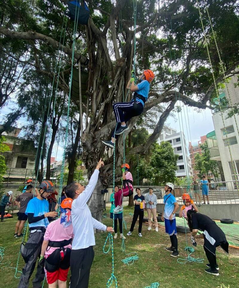 走進大自然與社區啟發學習潛力 教育部攜手大學連結資源活化課程