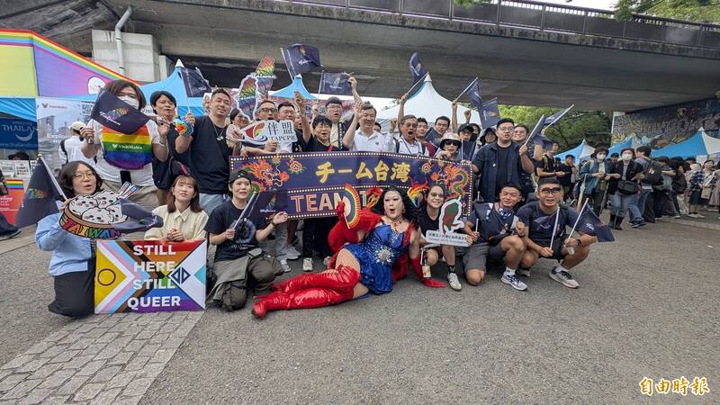 台灣隊今年第6度在東京彩虹驕傲遊行出攤。（記者林翠儀攝）