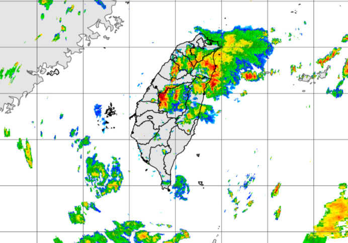 今天下午5時10分的雷達回波圖。(擷取自中央氣象署) 今天下午5時10分的雷達回波圖。(擷取自中央氣象署)