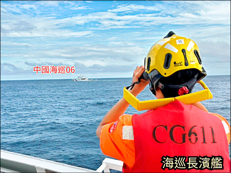 中國公務船侵擾 海巡一對一監控驅離