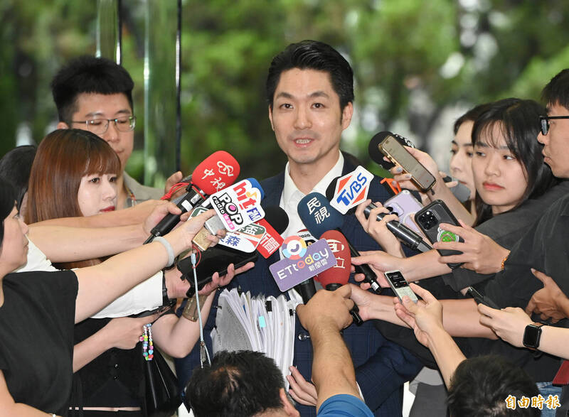 柯文哲不懂沈伯洋「大台北天際線」 蔣萬安：提問題、解方要具體