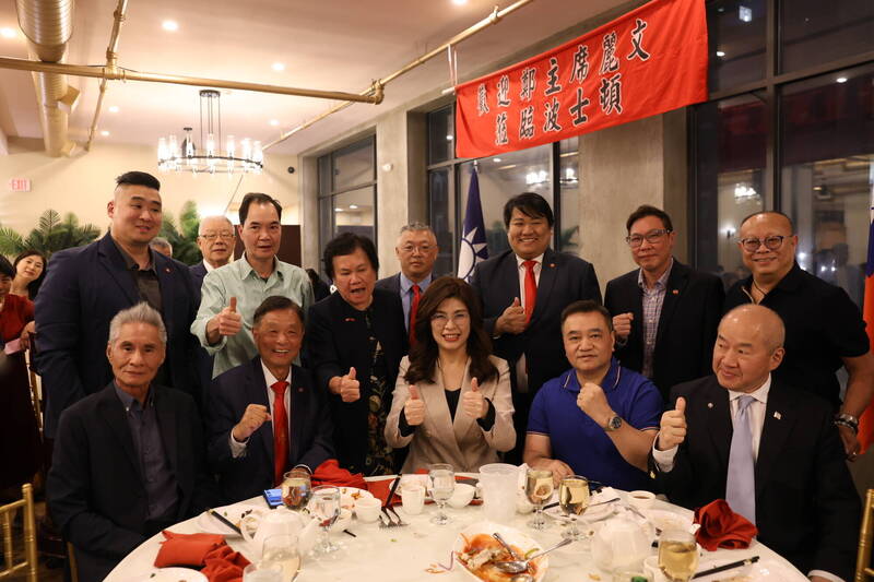鄭麗文同台中國和統會長焦聖安  國民黨：是台灣僑胞邀請