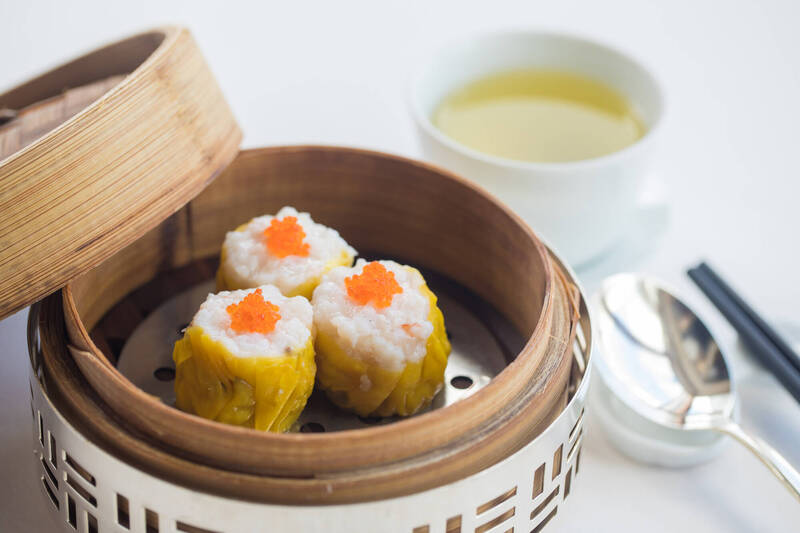 4人吃好尷尬！他不解港點為何「3個一籠」 老饕揭背後真相