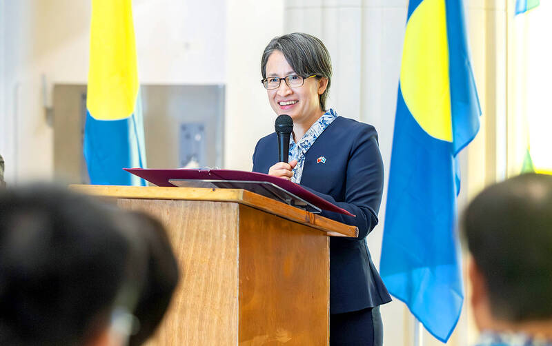 Vice President Hsiao Bi-khim gives an address to the Palauan National Congress in Ngerulmud yesterday.
Photo: Screen grab from the Presidential Office’s Flickr page