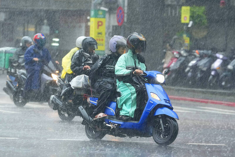 《TAIPEI TIMES》 Taiwan braces for heaviest rainfall of the we