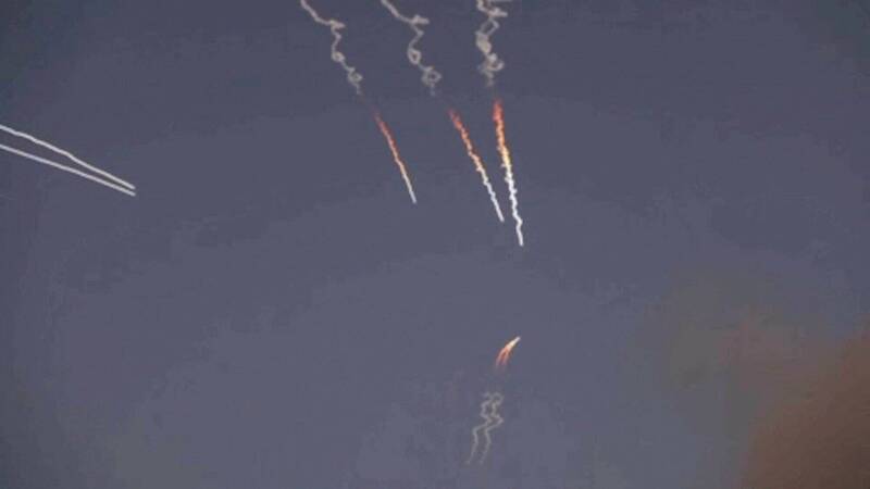 2萬伊朗人高溫45度被斷水 德黑蘭空襲中東美軍基地回應