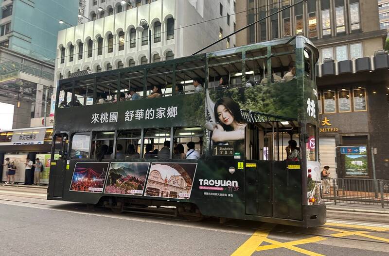 桃園觀光大使葉舒華現身香港、新加坡 叮叮車與樟宜機場同步曝光