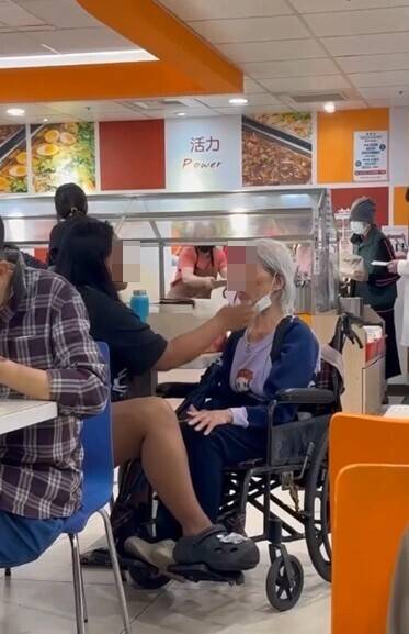 桃園外籍看護疑虐待老婦 碎念還拍打臉頰曝光引熱議