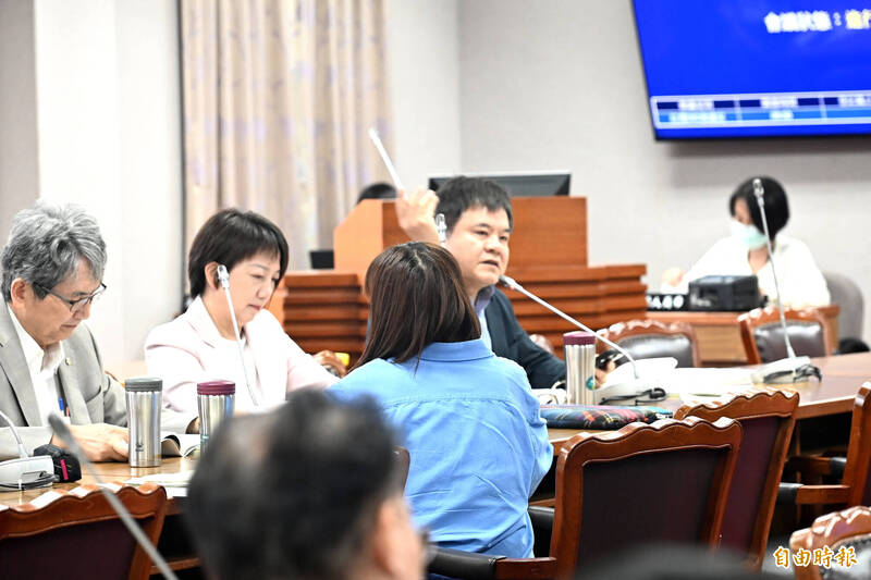 「柯文哲條款」爭議過大!司委會吵成一團 刑訴法修正案擇日續審