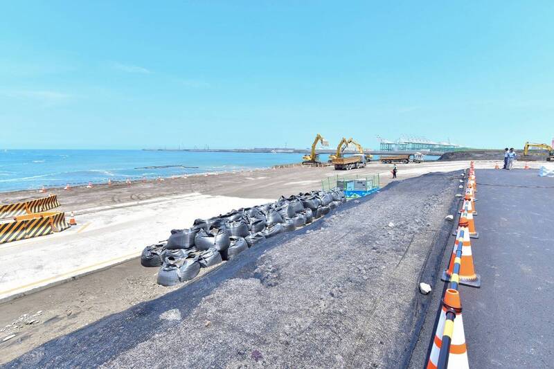 南星計畫砂石車暴增揚塵惹民怨 高市府:加強灑水清掃