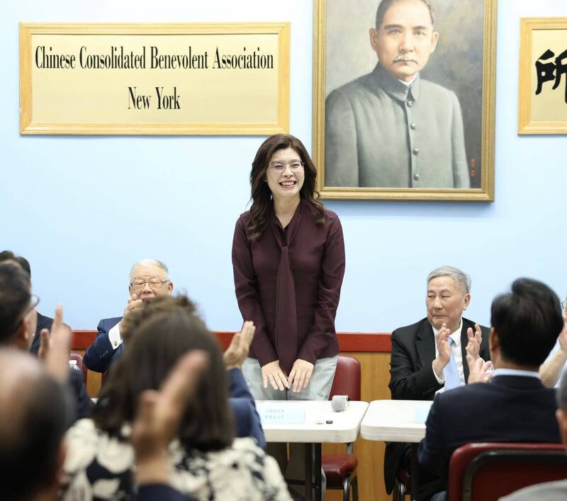 鄭麗文率團訪美。（圖翻攝自鄭麗文臉書粉專）