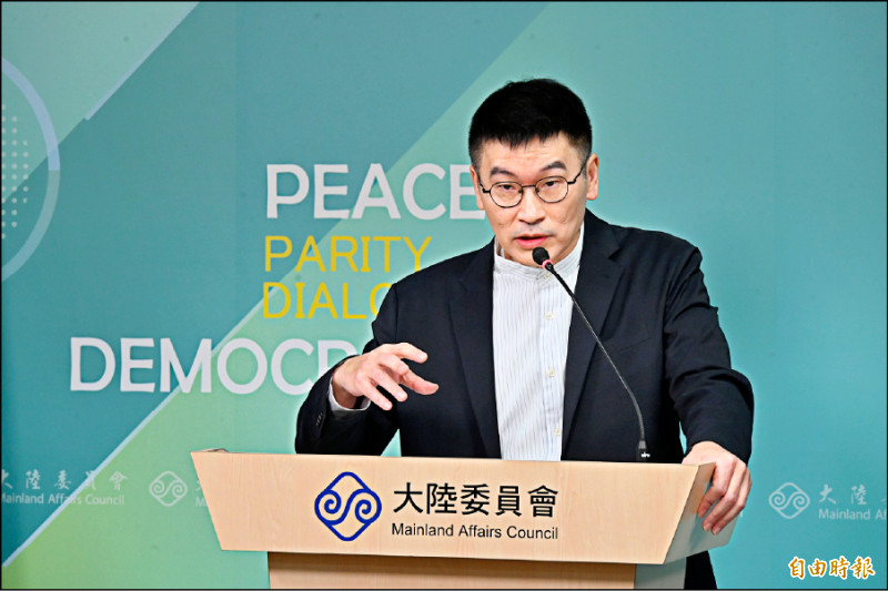 中共聲稱逐步建立對台灣東部海域的「近海治理模式」，陸委會發言人梁文傑指出，「這不是隱憂，而是明憂」。（記者叢昌瑾攝）