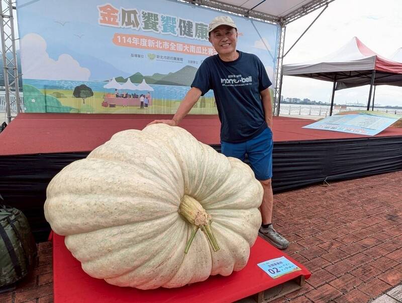 週末淡水站後南瓜大賽頒獎暨展售會 試吃 、彩繪體驗登場