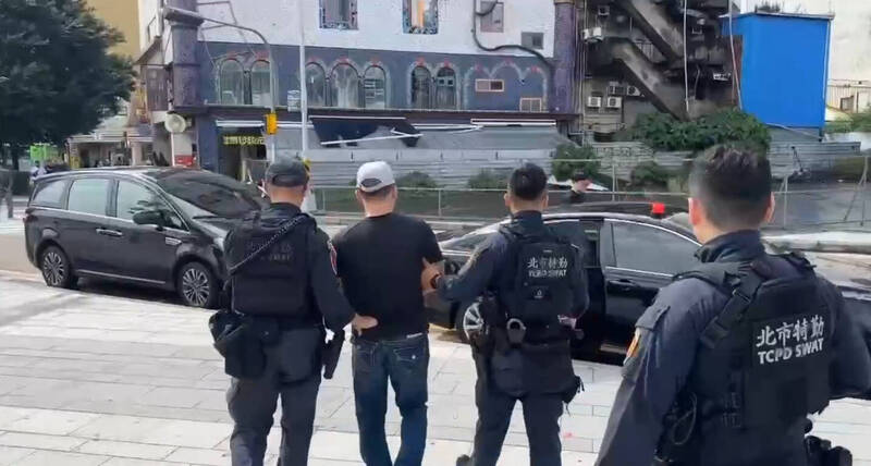 台北東區酒店爆槍擊案!續攤口角朝友人雙腿開槍 主嫌台中落網