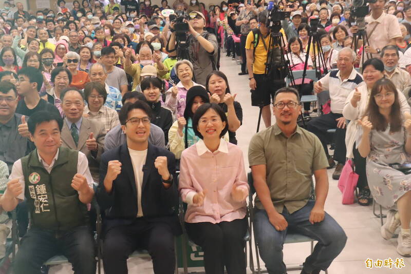 合體沈伯洋 蘇巧慧出席林秉宥新莊座談:讓雙北更好