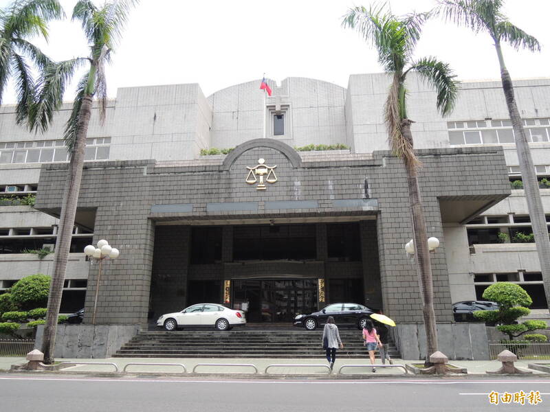 強迫6歲女童「打手槍」 噁心鄰男判刑3年10個月