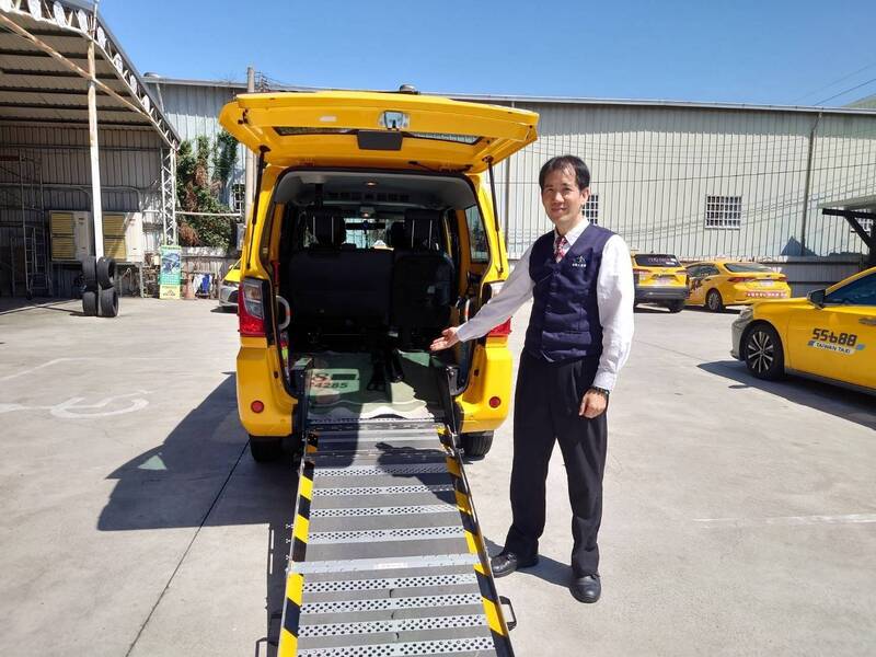 坐輪椅也可搭小黃 中市推通用計程車今年再獲20輛補助