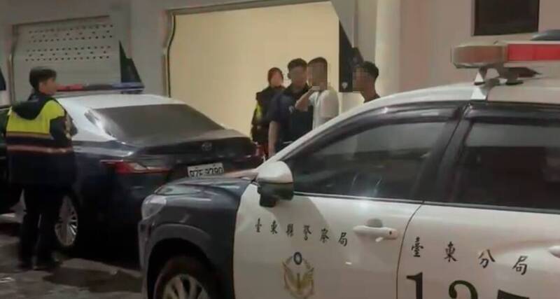 瞎!4男相約為她慶生 女壽星離場他們卻互毆、噴灑滅火器