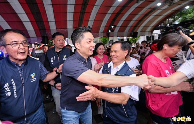 漏網鏡頭》市長 要趕下個行程了啦!