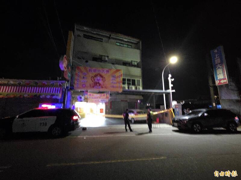 嘉義太保男子持槍闖彩券行 2地方人士入店勸說繳械投降