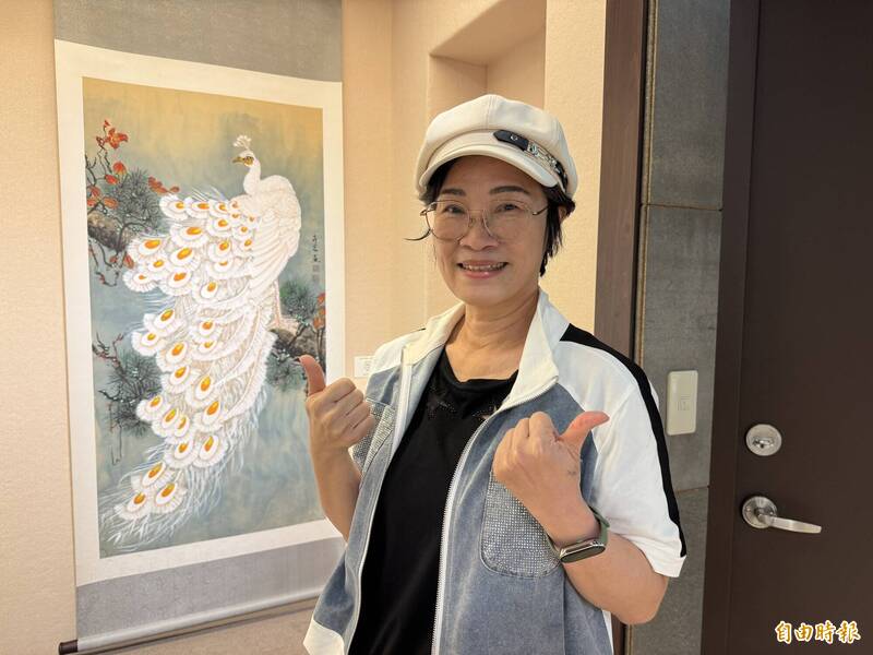 60歲林卉芝發心為化療病人學繡纹眉 下一步要挑戰個人畫展