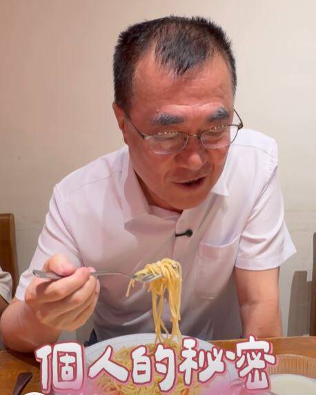 李四川分享土城美食「洩密」 早餐、燙衣服都是自己來