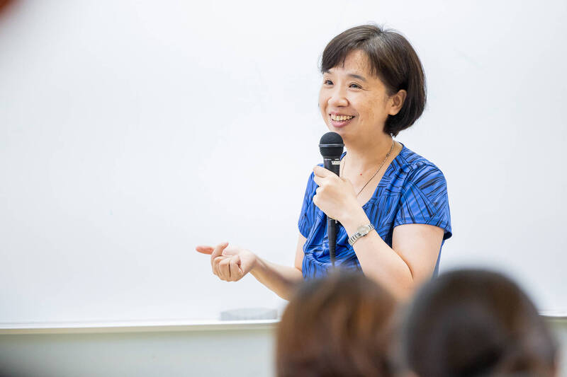 網路迷因「空耳」入課 中山大學全英課程接地氣玩創作