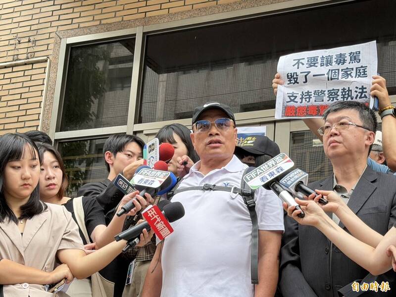 所長遭女毒蟲拖撞殉職二審開庭 父嗆辯護律師:若是你家人被殺呢?