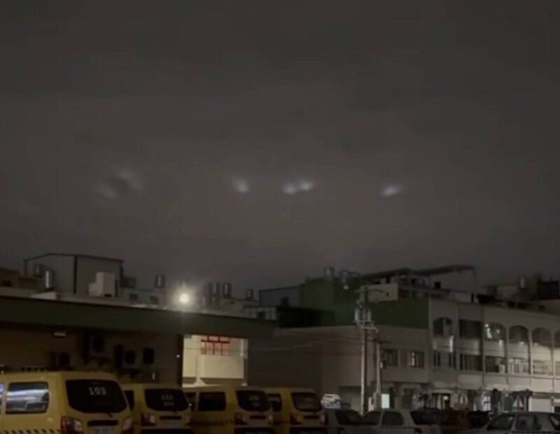 近日中部上空夜晚現神秘光束 彰化縣府揭真相