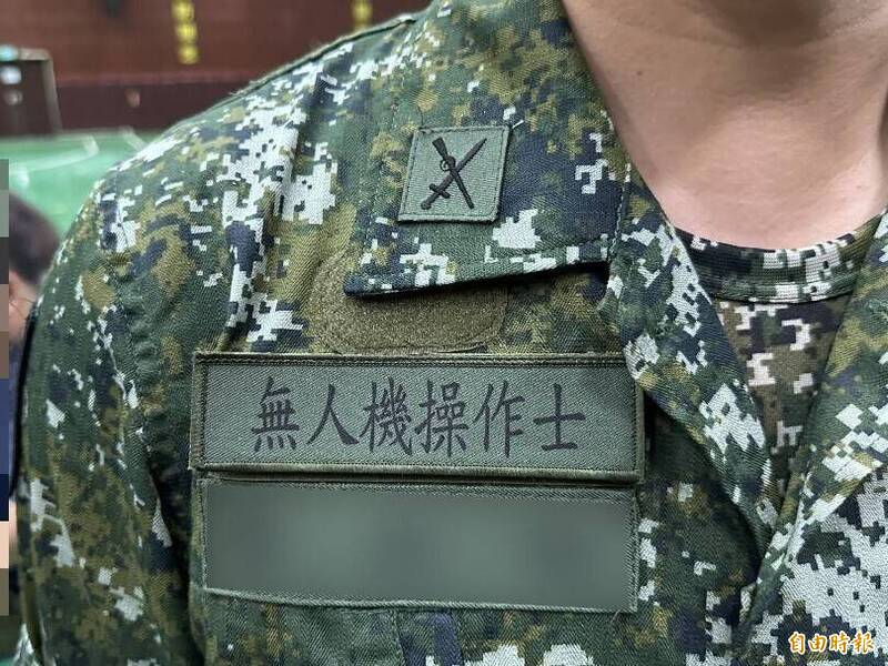 總統賴清德透露，關指部下個月將變成無人機中隊。后山營區已有職銜為「無人機操作士」的官兵。（記者方瑋立攝）