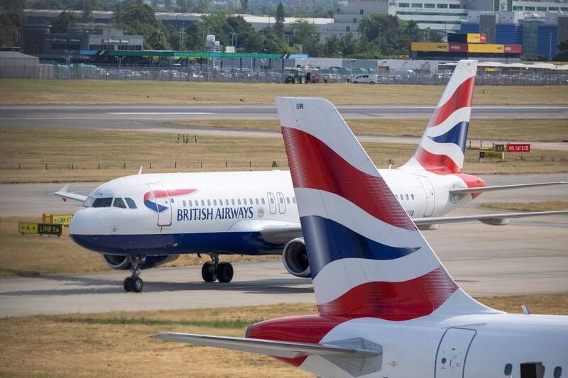英國航空班機乘客手機起火 驚險抵達美國賭城