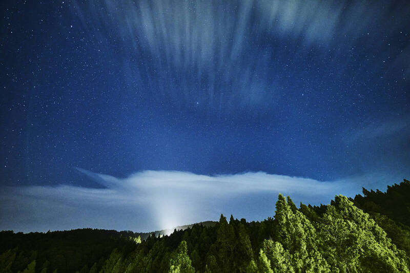 追星迷看過來!阿里山小笠原山迎金星伴鬼宿星團夏夜奇景