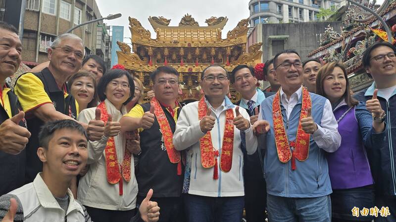 李四川陣營質疑綠營網軍「反串」相挺  蘇巧慧競辦批侮辱市民智商