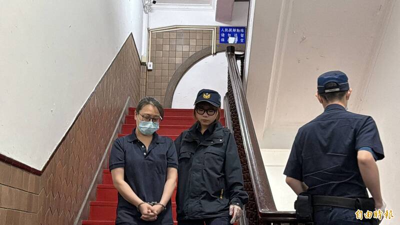剴剴案惡保母姊妹羈押期將屆滿 高院訊問庭交由律師發言