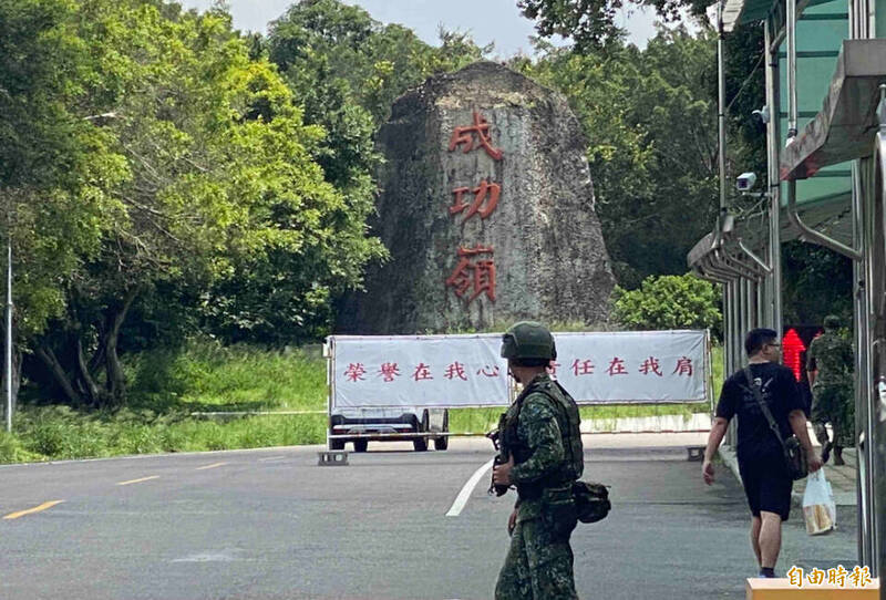 成功嶺士官長拿訓練槍「追射」新兵 十軍團嚴正聲明:絕無壓案