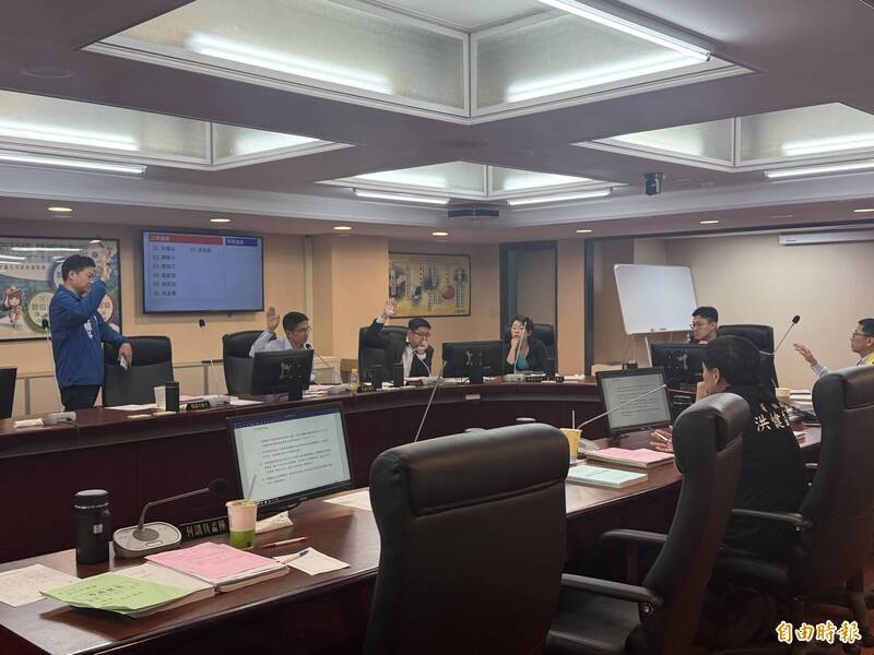 北市畜產公司續約案過關!委員會祭附帶決議:明年1月落實雙邊收費制度