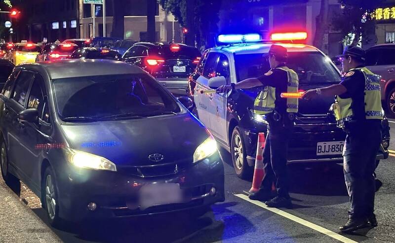 警政署副署長南下督軍 高市動員610警力執行全國毒駕專案