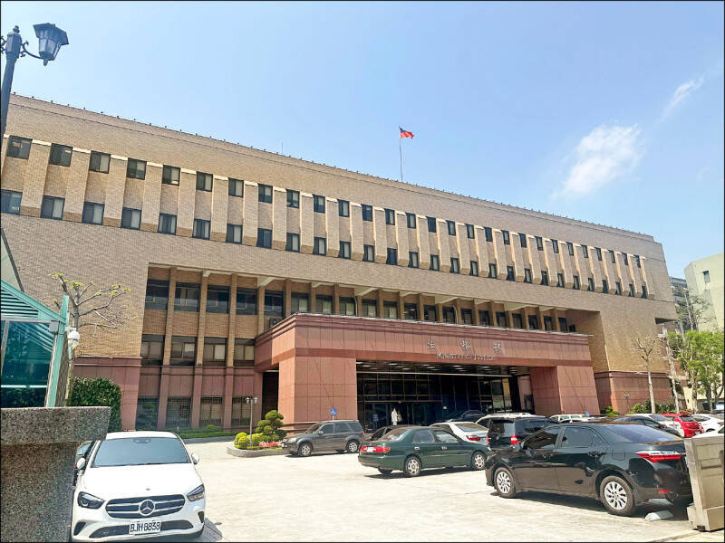 法務部昨天召開毒品審議委員會，決議將依托咪酯與相類的九項毒品，從第二級提升為第一級毒品。（資料照）