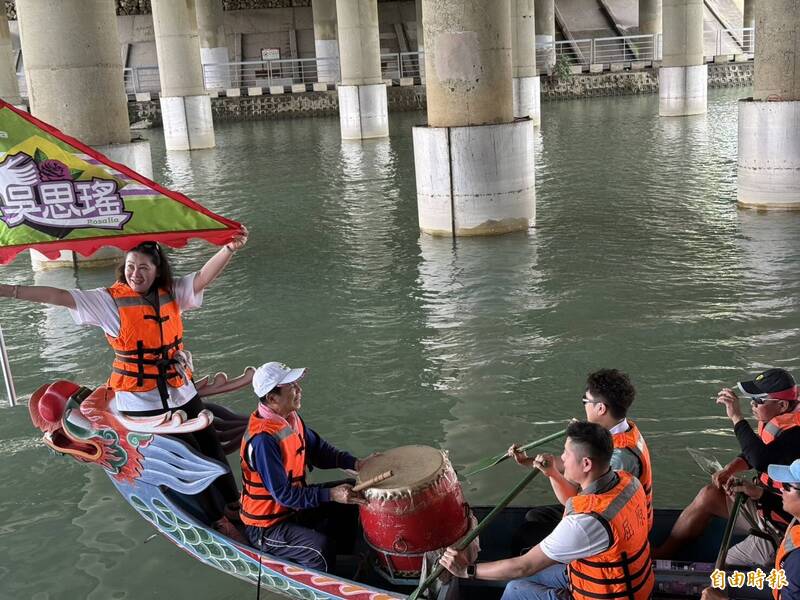 沈伯洋端午划龍舟展現團結 妙喻市政合作