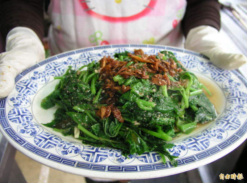 日本遊客來台吃到燙青菜狂喊喔伊系。（資料照）