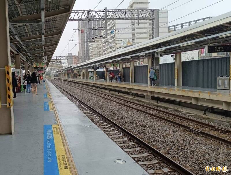 性騷慣犯長期出沒台鐵車廂、月台 專挑男乘客下手