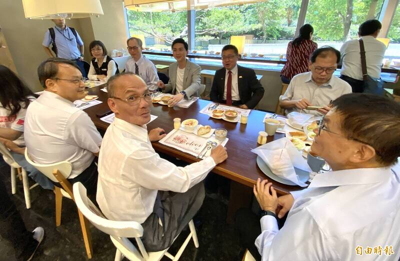 總預算未審完立法院鬧空城 廖偉翔到台中關懷身障就業