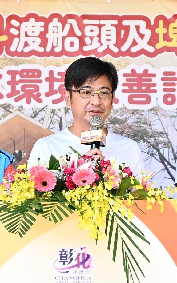 謝典霖宿醉失態風波後首公開活動 自嘲「今天沒有宿醉」