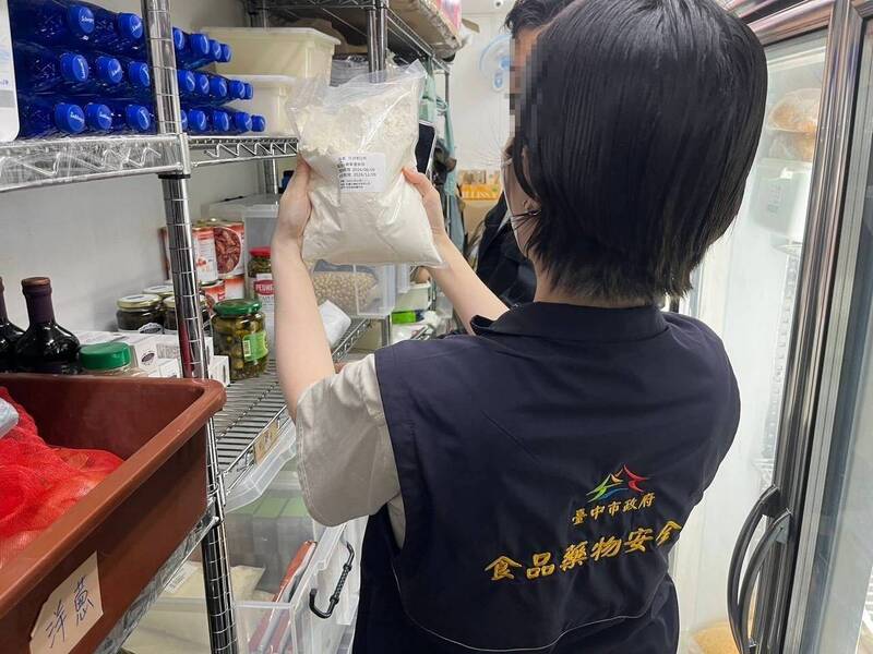盧市府高調宣傳「智慧食安」卻接連出包 綠批淪口號