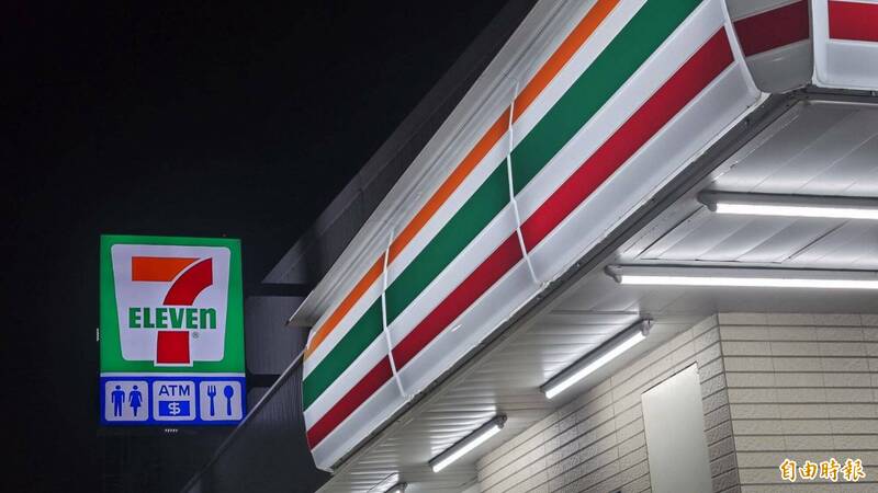 超商冷藏櫃驚見標價「0元」飲料 內行急喊:店員闖大禍了