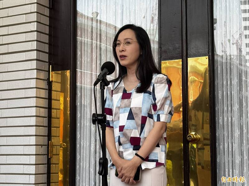 虧梁文傑「少去酒店多買鳳梨釋迦」玩笑開過頭?陳瑩:大家很熟
