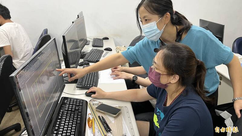 職訓助轉型 國立大學法律系畢業生成功跨域機電助理設計師 - 臺南市 - 自由時報電子報